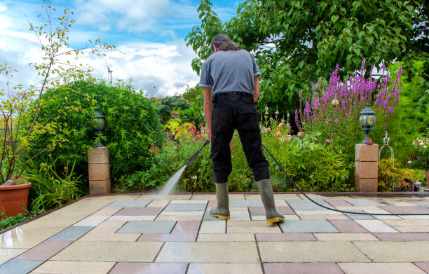 Best Pool Deck Cleaning  in Greenport West, NY